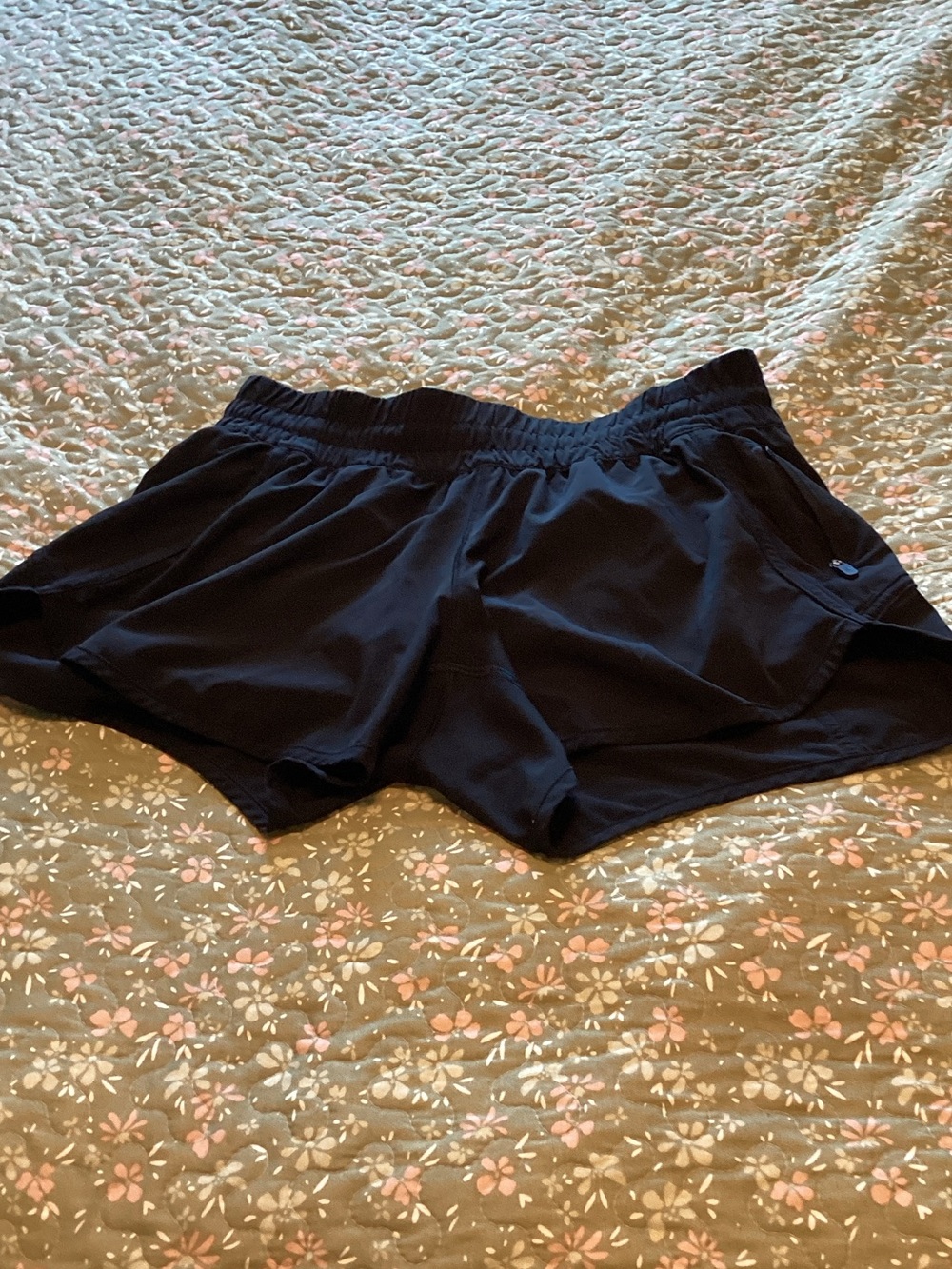 Lululemon Athletica Black Athletic Lightweight Performance Running Shorts 8